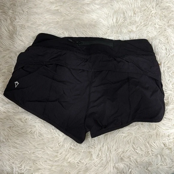 Ivivva shorts - Picture 3 of 3